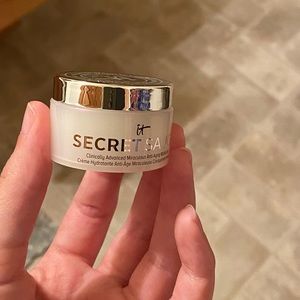 It secret sauce face moisturizer
